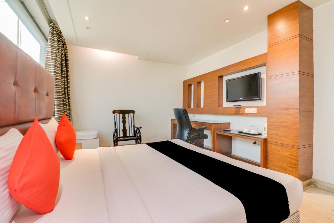 Townhouse 939 Hotel Gagan Inn Near Satyam Inox Patel Nagar Yeni Delhi Dış mekan fotoğraf